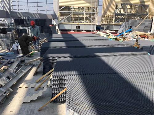 冷卻塔維修廠家,介紹方形逆流式冷卻塔的優勢(逆流式冷卻塔維修廠家報價)