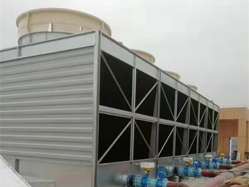 在使用玻璃鋼涼水塔前我們應該注意哪些問題(玻璃鋼涼水塔是什么)