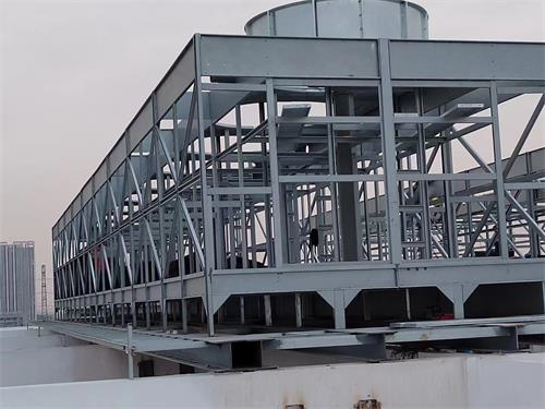 冷卻水塔是怎樣進行工作的(冷卻水塔怎