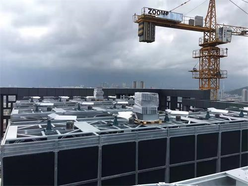 冷卻塔為什么會(huì)冒“白煙”？廣東康明冷卻科技在線為你解答。(成華區(qū)冷卻塔原理)