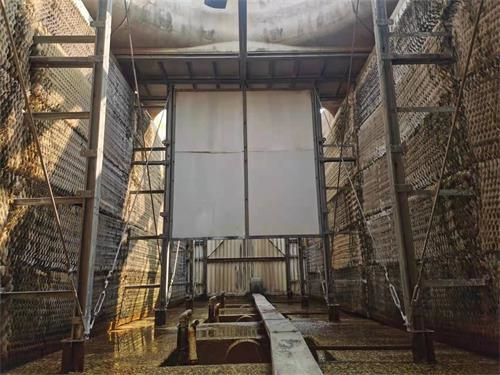 淺談冷卻塔冬季結冰問題(冷卻塔補水如