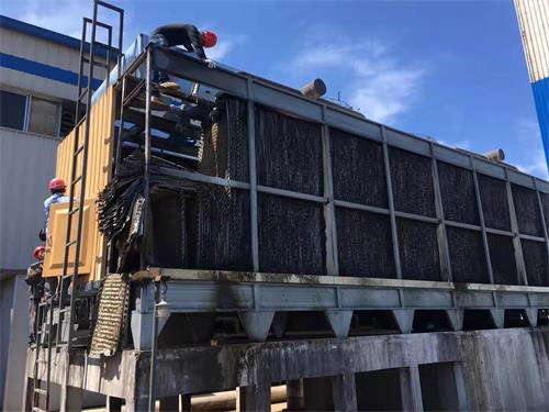 方型不銹鋼冷卻塔供水系統組成的部件有哪些？(冷卻塔不銹鋼儲水器)