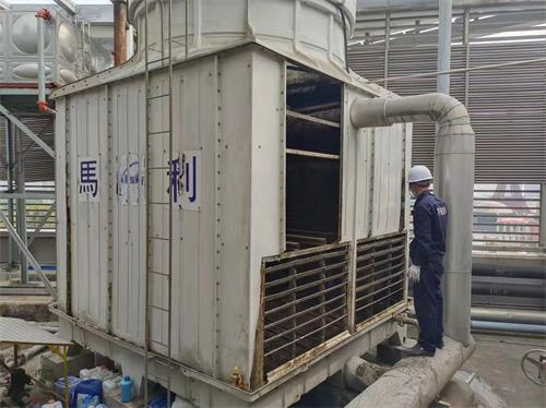 冷卻塔廠家分析冷卻塔的水量損失原因(如何判斷冷卻塔設備好壞)